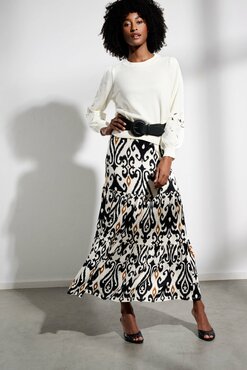 K-Design Skirt with design & BELT