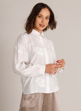 Yest Wynne Tops Warm White